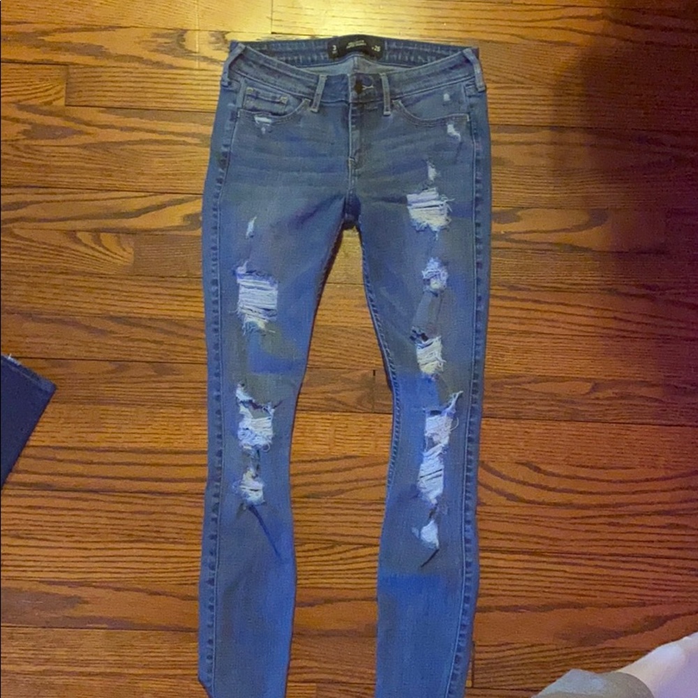 blue hollister skinny jeans